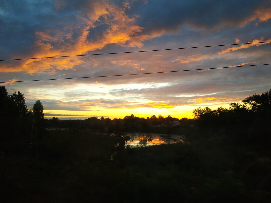 Подъезжая утром (05:24:35) к Москве - Андрей Лукьянов