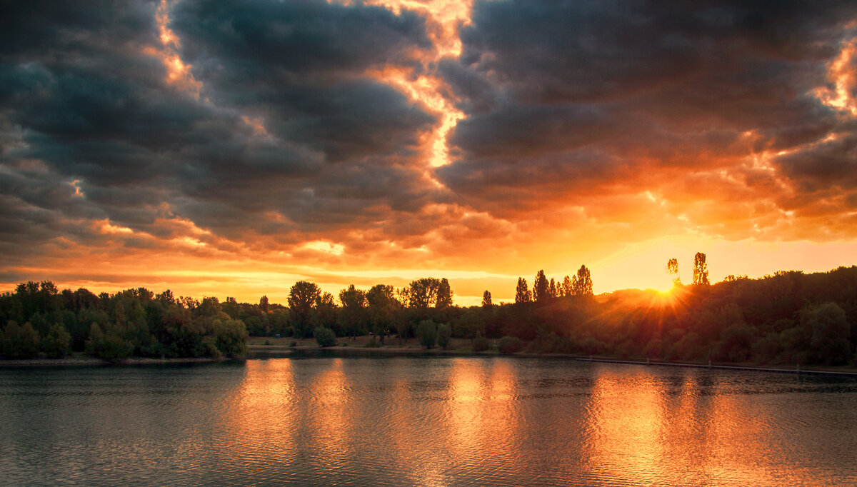 ***** - Андроник Александр 