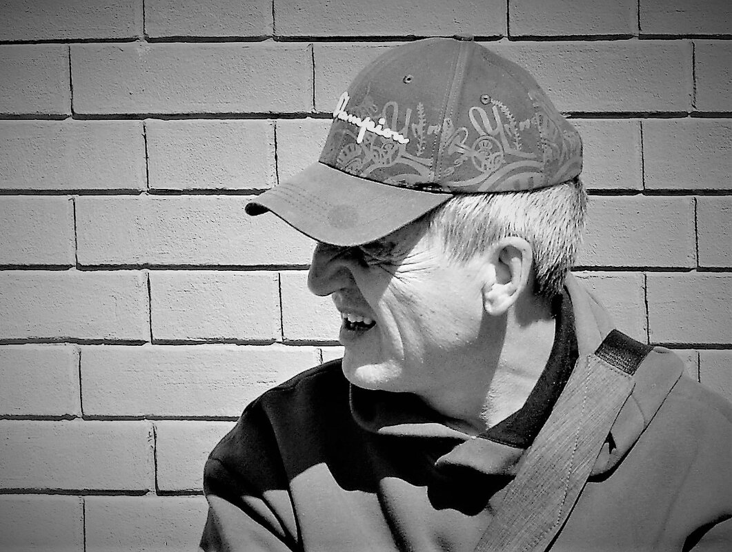 *** - Виктор Никитенко