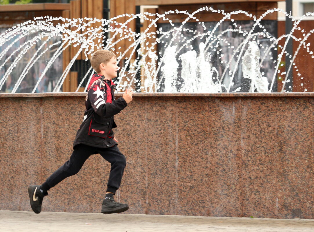 бегун... - Андрей Катков