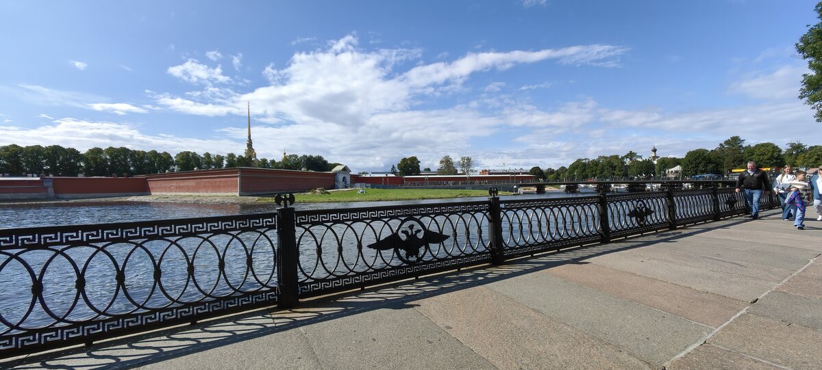 Оград узор чугунный - Стальбаум Юрий Оград узор чугунный - Стальбаум Юрий