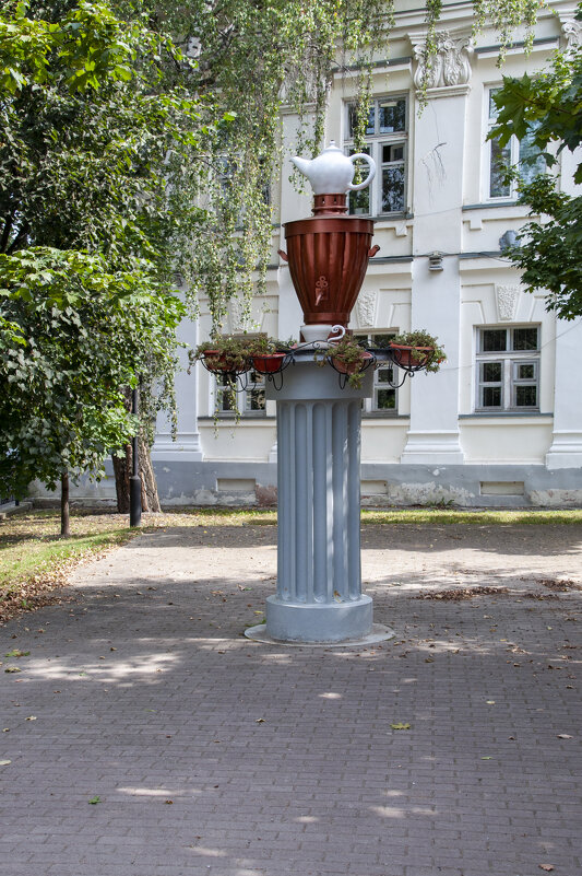 Памятник самовару - Gen 