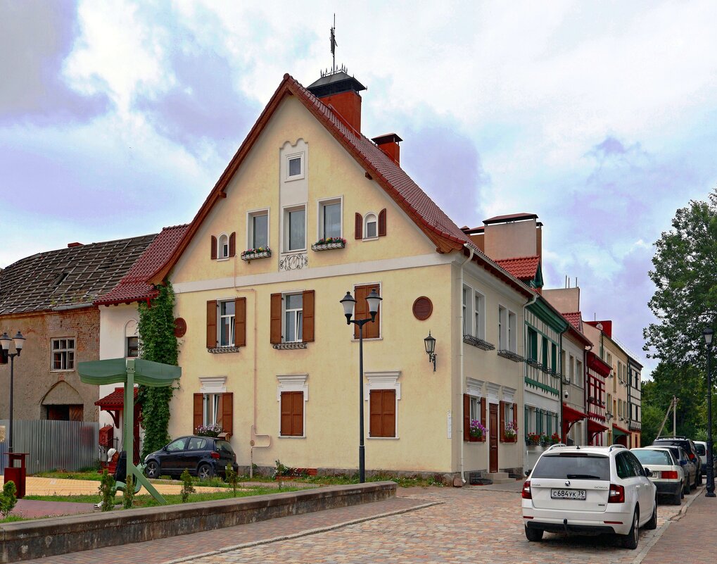 Улица после реставрации - Сергей Карачин