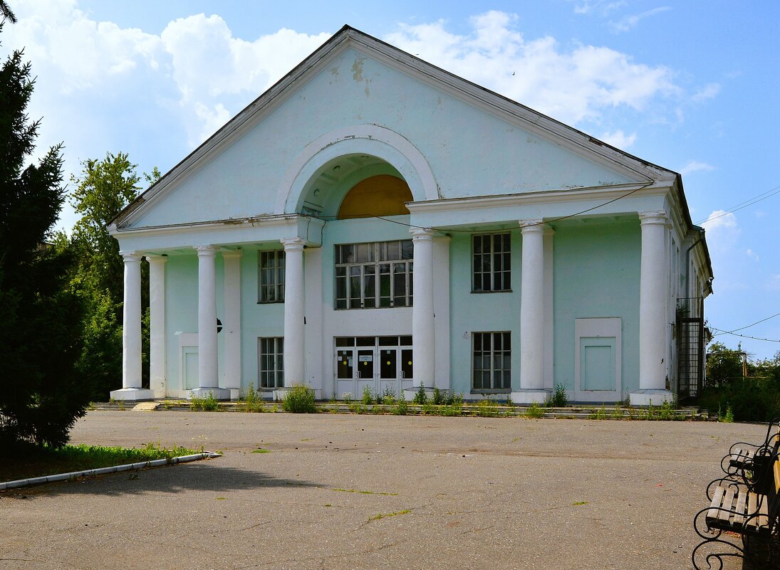 Алатырь. Дом Детского творчества. - Пётр Чернега