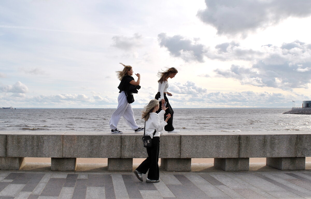 Молодёжь - AleksSPb Лесниченко