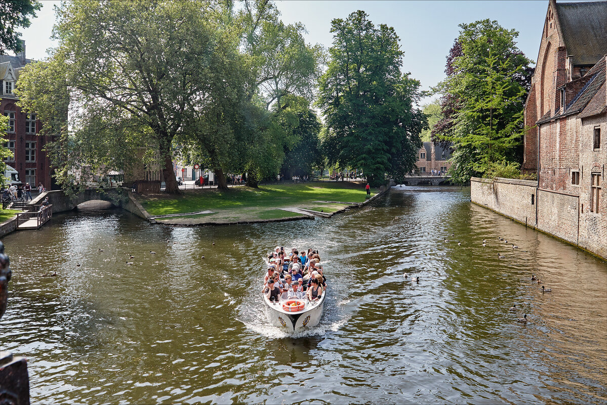 Ещё одна весна старинного города - Валерий Готлиб