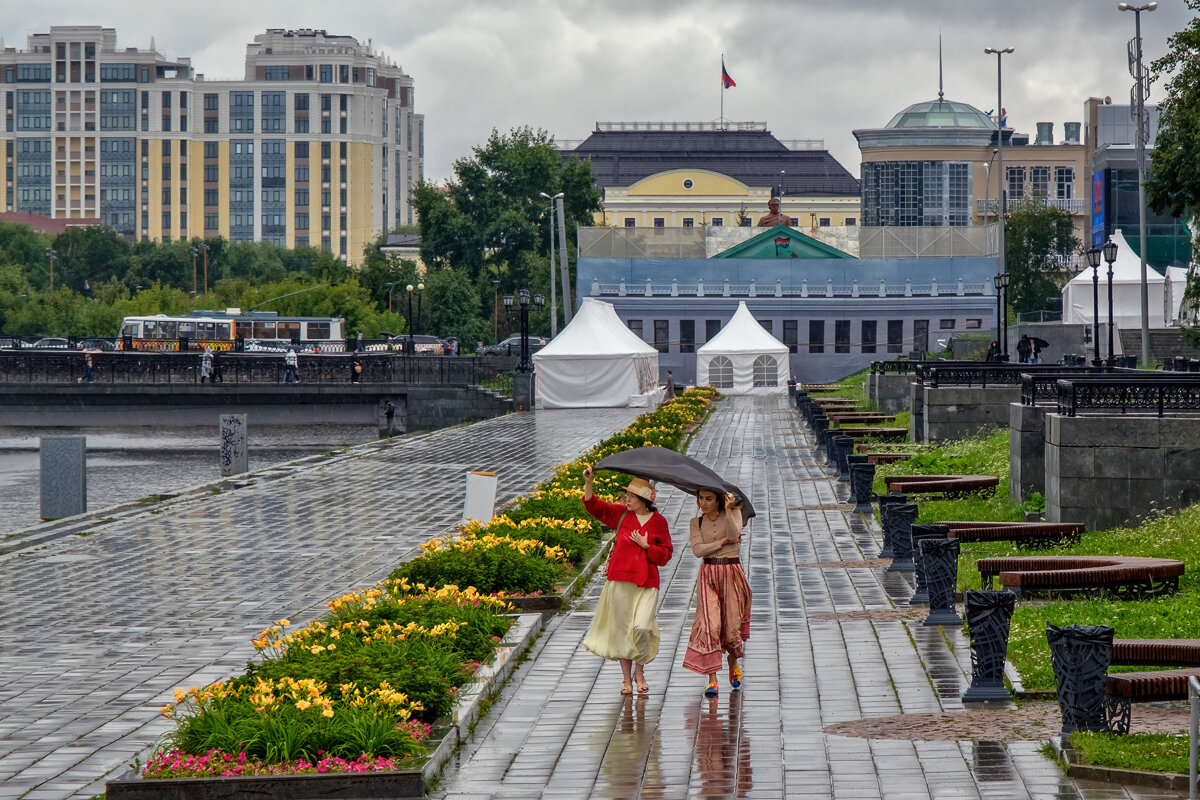Дождливый день, Екатеринбург - Сергей Шатохин 