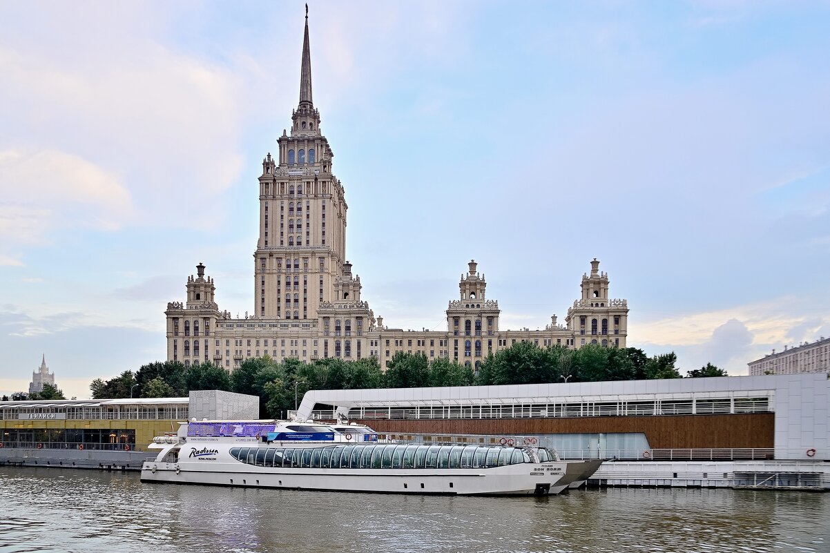 Москва. Городской пейзаж. Архитектура. - Владимир Мигонькин