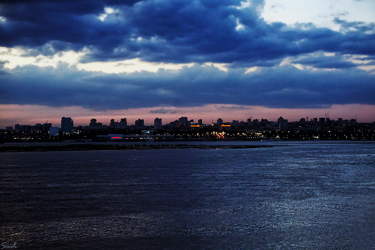 Вечерний Волгоград с другого берега Волги #2 - Alex Sash