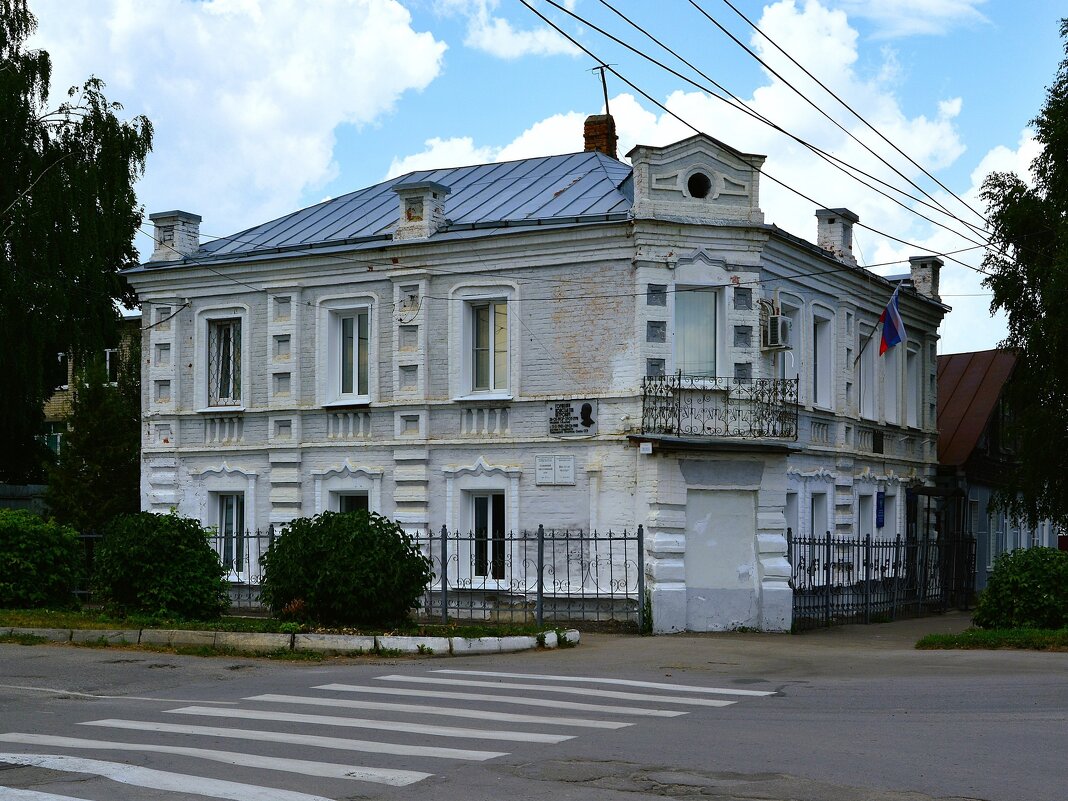 Алатырь. Дом по ул. Ленина 54. - Пётр Чернега