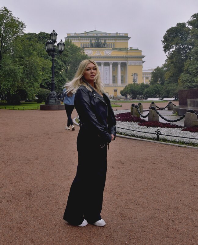 Екатеринский сквер. Санкт-Петербург - Мария Яковлева