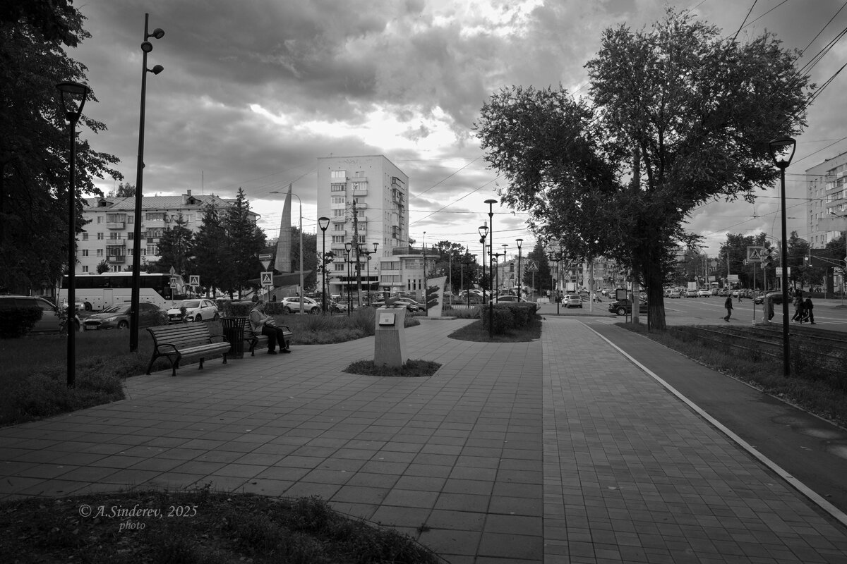 Отдых на лавочке - Александр Синдерёв