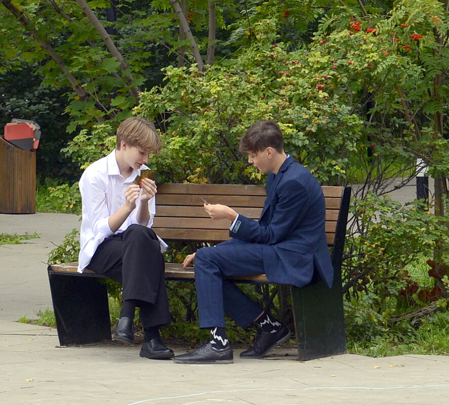 . - Алексей Неустроев