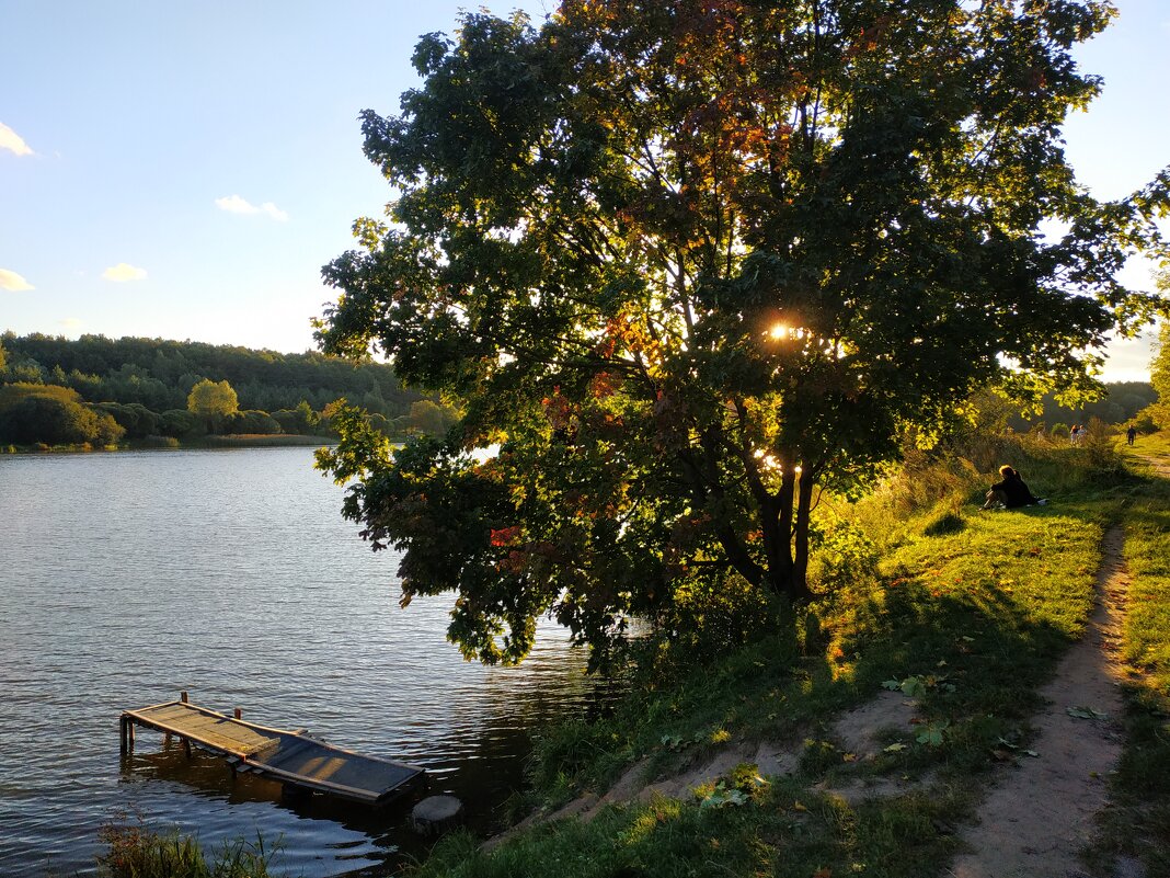 Сентябрь уж наступил - Андрей Лукьянов