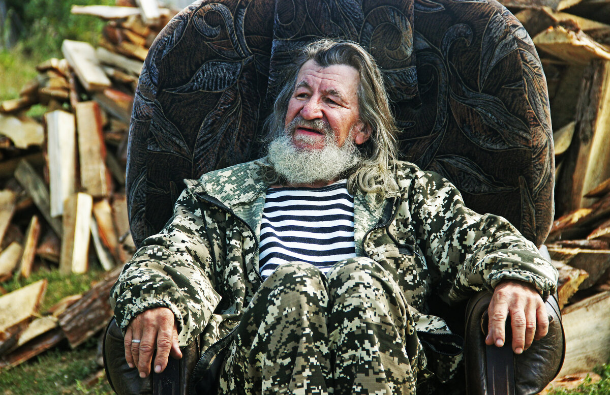 "Царь. Очень приятно... Царь..." - СЮ "Царь. Очень приятно... Царь..." - СЮ