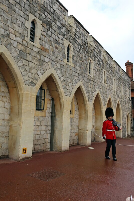 Ох, рано встаёт охрана... - Ольга Ох, рано встаёт охрана... - Ольга