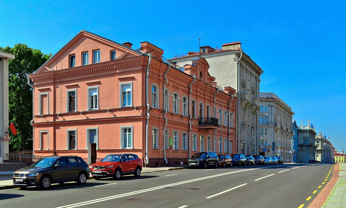 Здание бывшего минского ГубЧК в 1918-1919 гг. - Глeб ПЛATOB