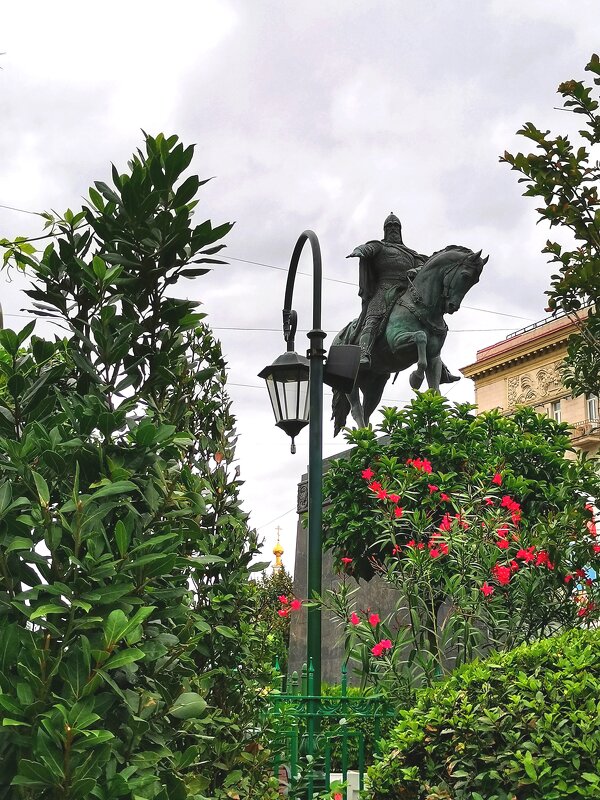 Улица Тверская. Москва. - Любимова Ольга 