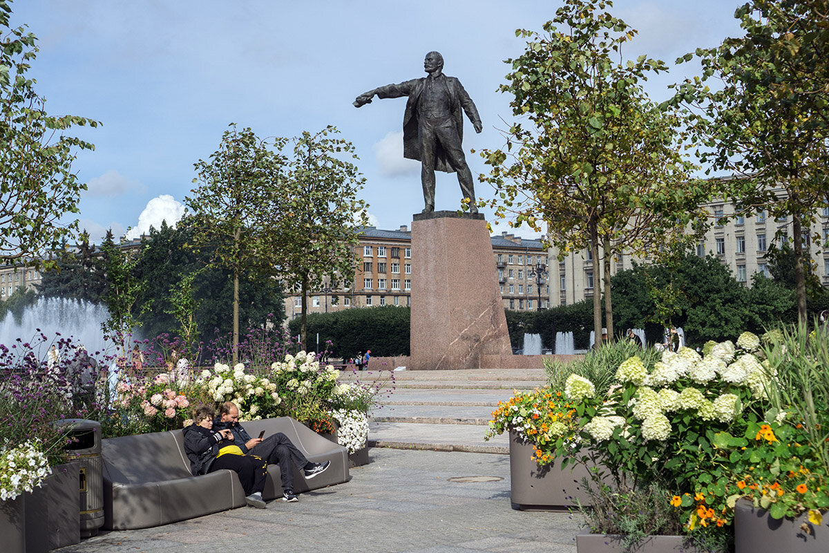 Верной дорогой идете, товарищи - VL 