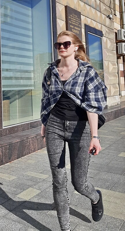 *** - Владимир Захаров