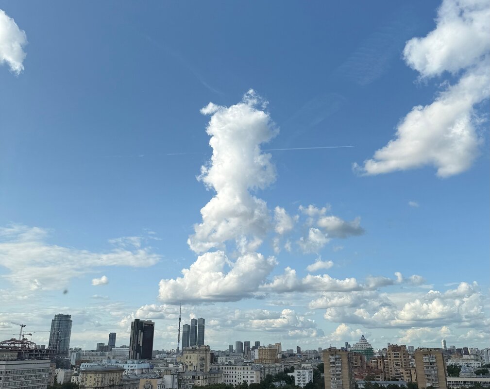 "Тучки небесные, вечные странники......" - Александр Володарский "Тучки небесные, вечные странники......" - Александр Володарский