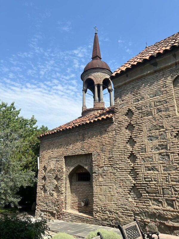 Грузия. Тбилиси.  Церковь Периствалеба - Ольга Довженко