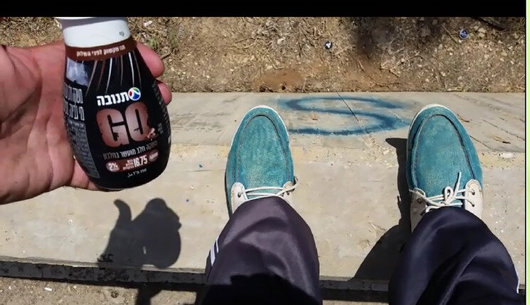 113 (68) - CLOSE WAYS ALL