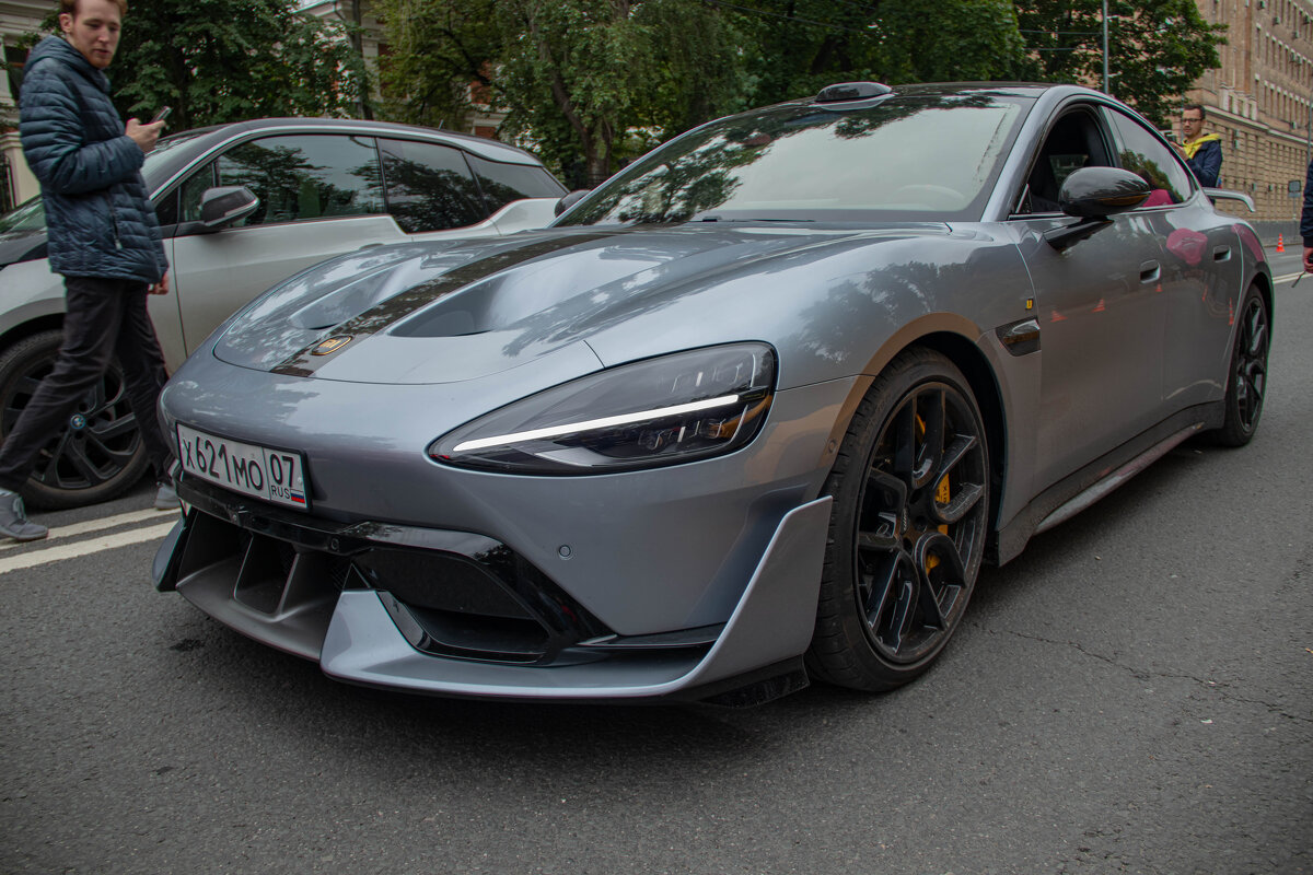 Xiaomi SU07 - Andrew Xiaomi SU07 - Andrew