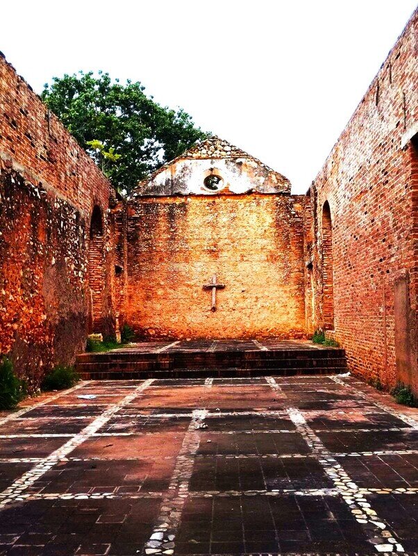 Католические развалины в Тринидаде - Александр Чашин