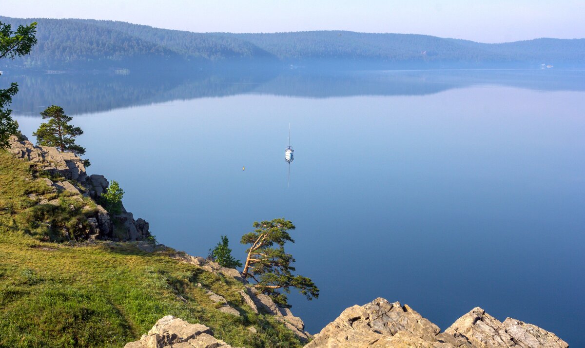 Летнее утро на озере Тургояк. - Алексей Трухин