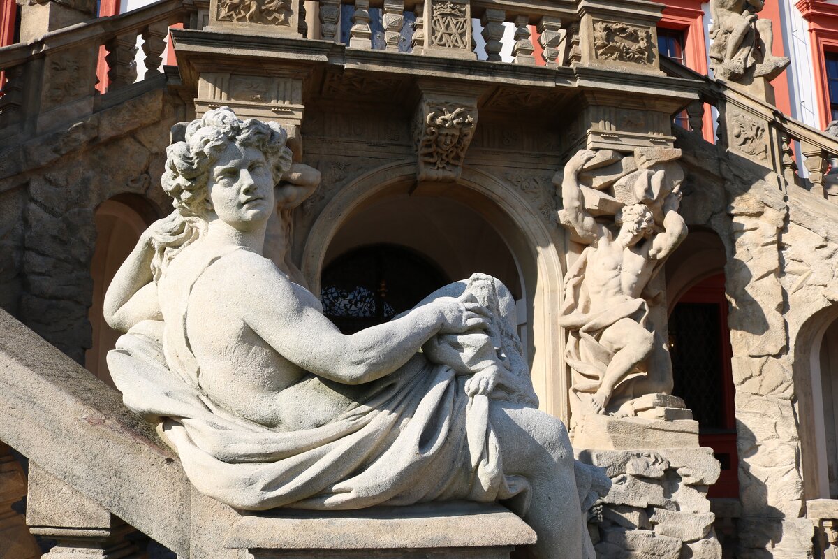 лепные украшения лестницы (Летний дворец Троя) - Светлана Баталий