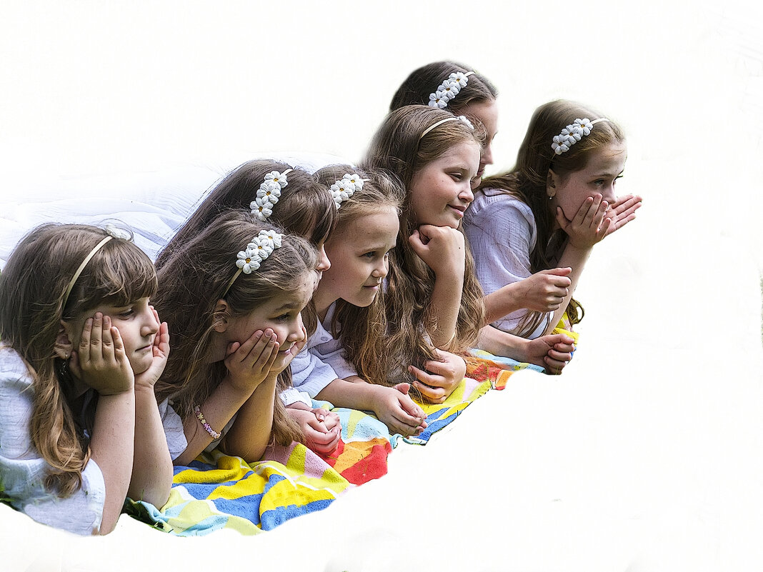 Девочки. - Александр 