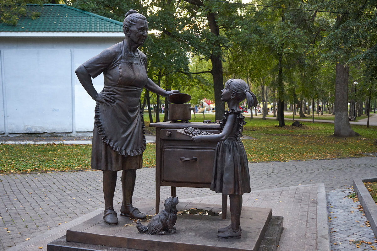 Памятник газовой плите в Самаре - Олег Манаенков