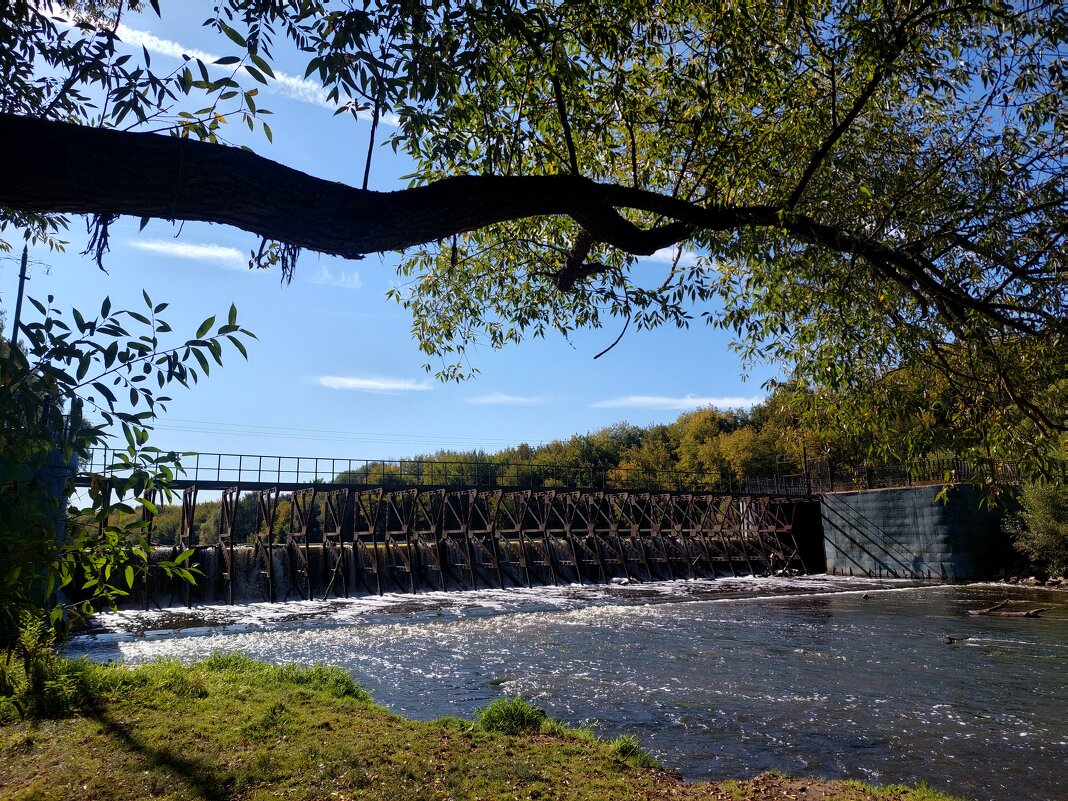Плотина в парке Талалихина, Подольск - Артём Плотина в парке Талалихина, Подольск - Артём