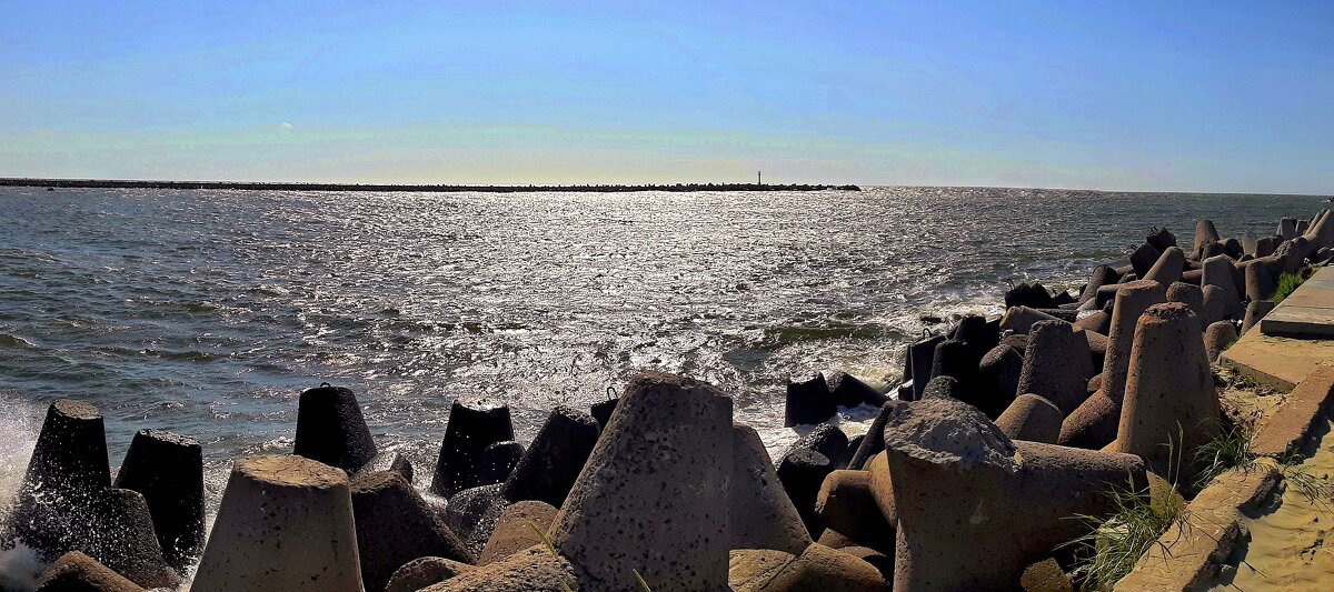 Далекий маяк - Сергей Карачин