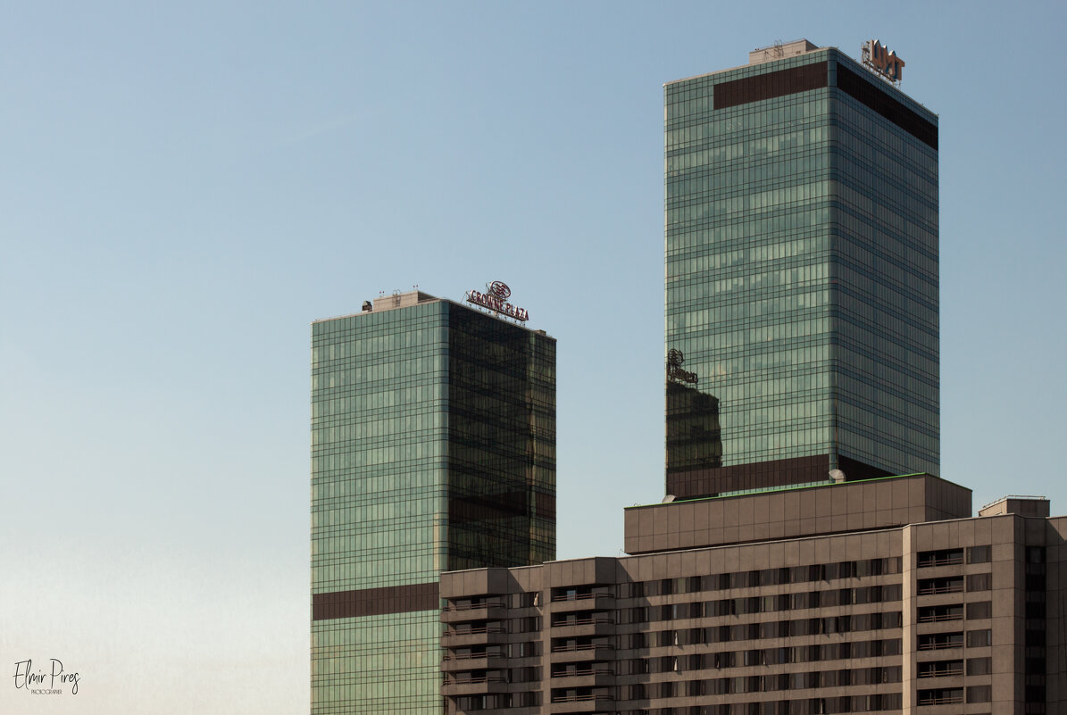 Центр международной торговли - Эльмир Пирэс