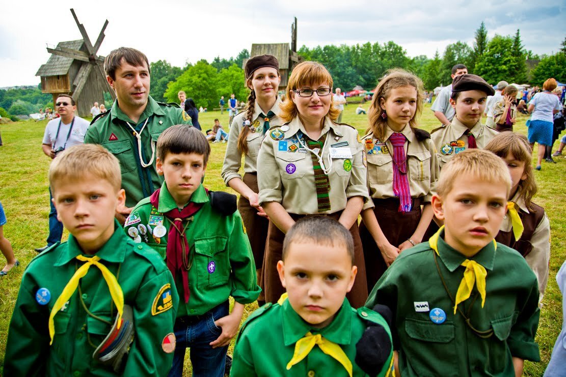 Юні пластуни - Степан Карачко