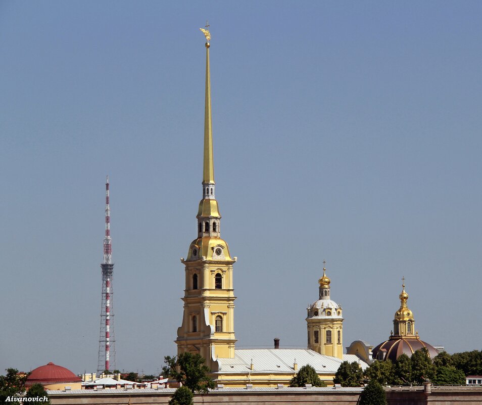 АНГЕЛ НА ШПИЛЕ-ХРАНИТЕЛЬ ГОРОДА. - Андрей Андреев Андреев