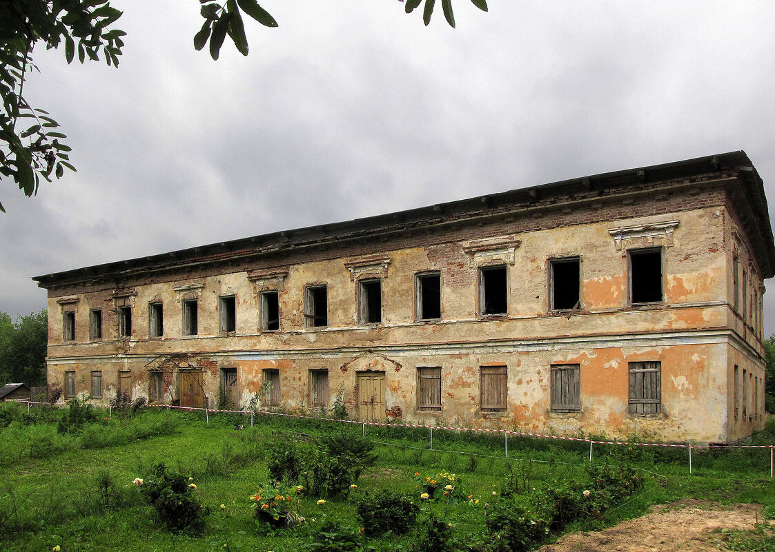 Корпус странноприимного дома - Александр Ильчевский 