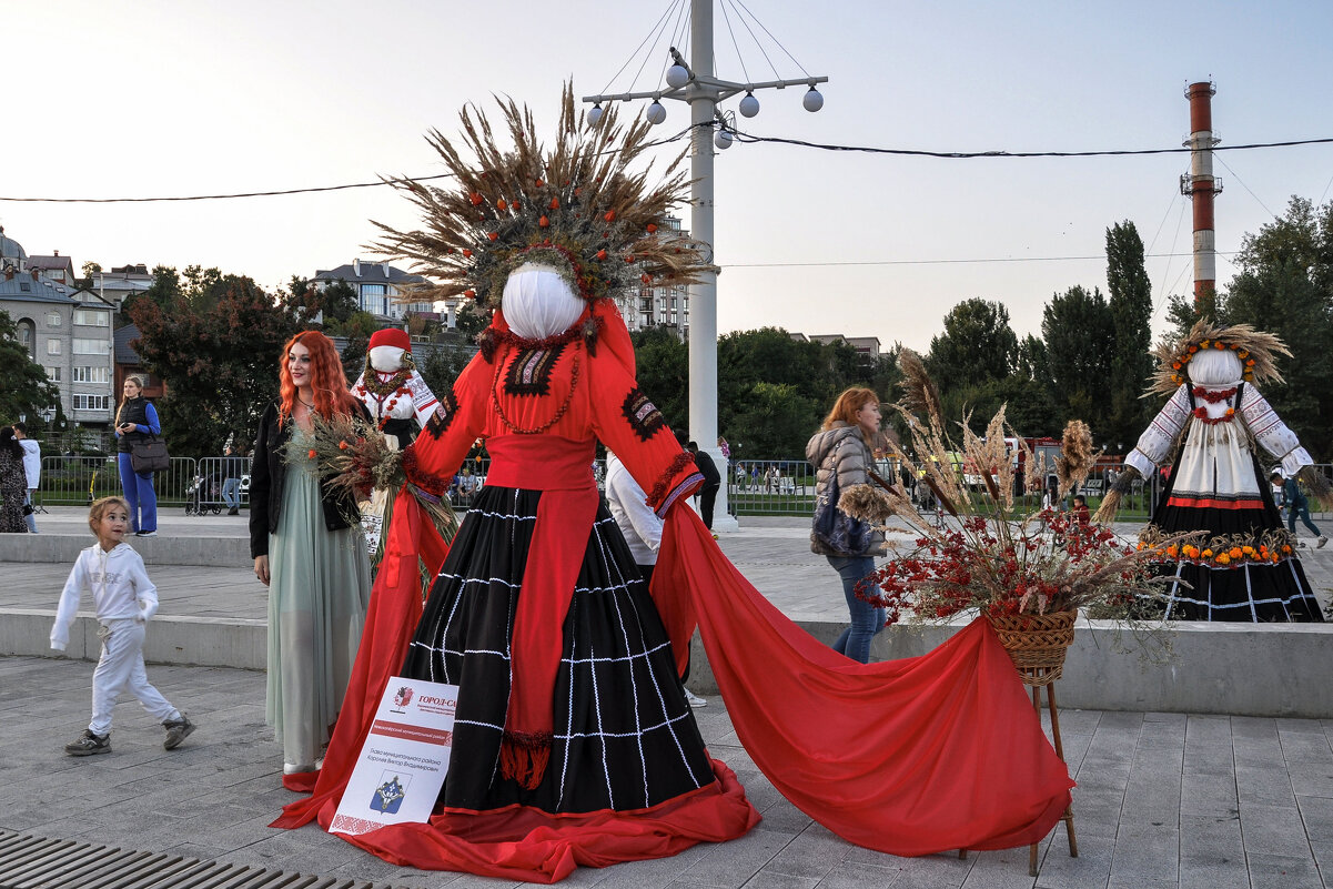 Девушки красавицы на фестивале ГОРОД САД - Татьяна Машошина Девушки красавицы на фестивале ГОРОД САД - Татьяна Машошина