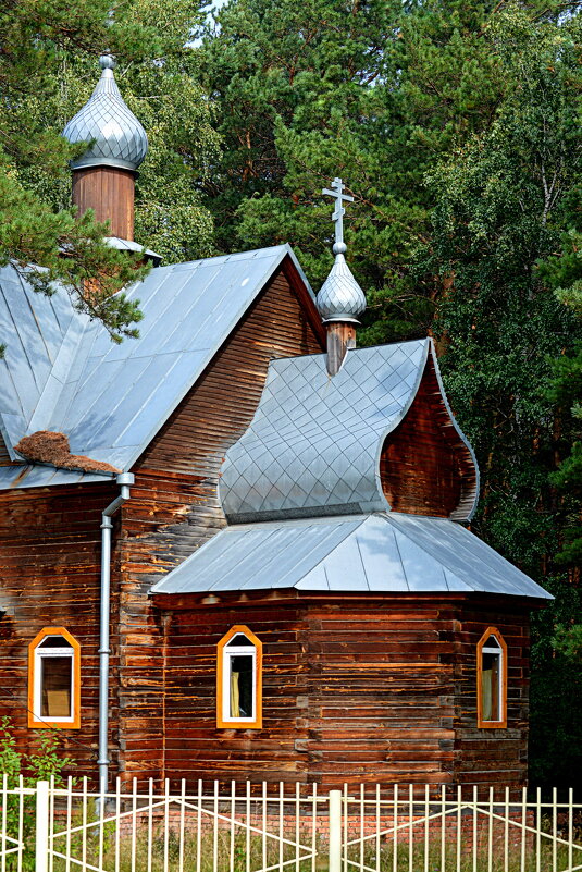 Деревенская церковь - Татьяна Лютаева Деревенская церковь - Татьяна Лютаева