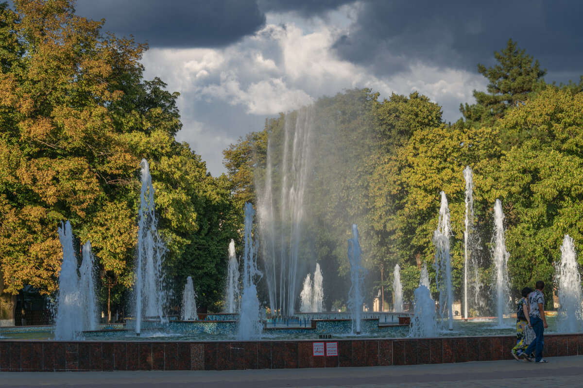 Прогулка по городу Армавир - Игорь Сикорский