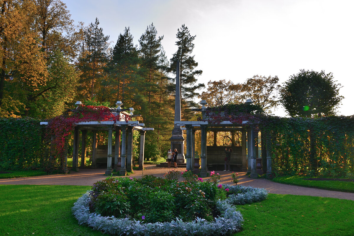 **** - Александр Хаецкий