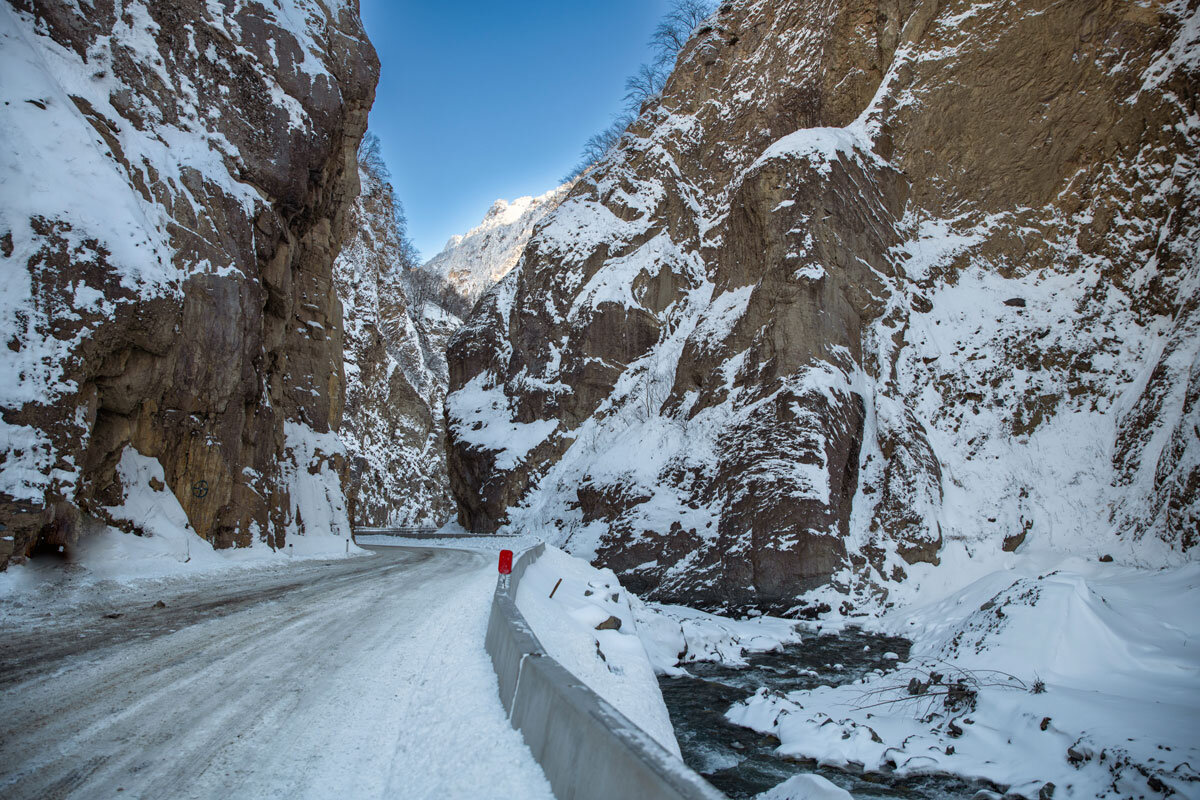 Кармадонское ущелье, Северная Осетия Алания. - Дина Евсеева
