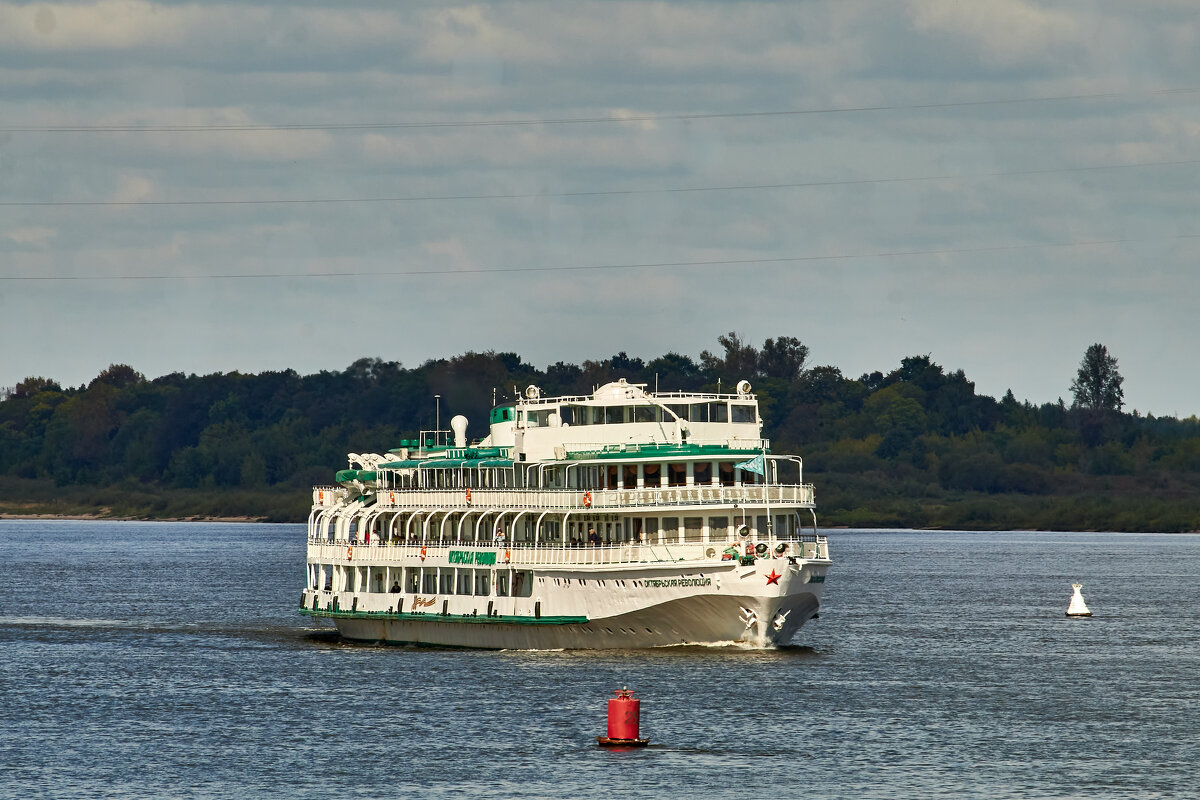 Круизный теплоход на Волге - Алексей Р.