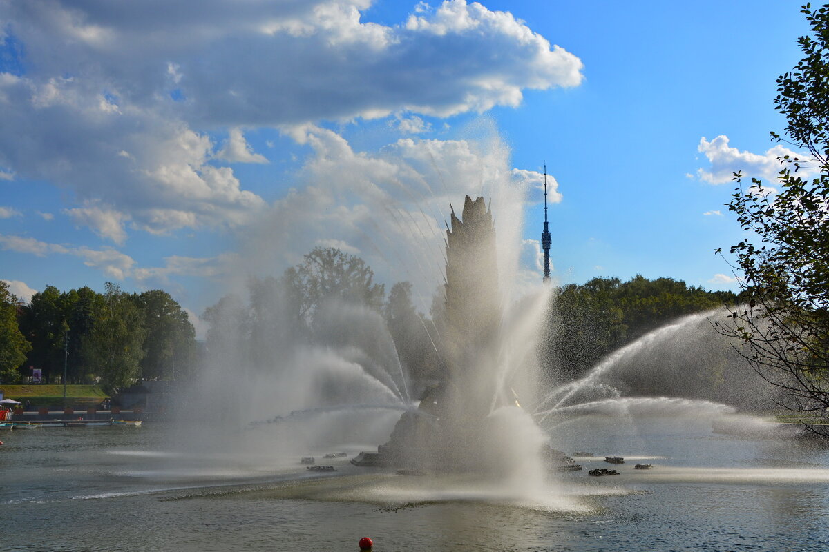 Фонтан Золотой колос на ВДНХ - Анастасия Смирнова