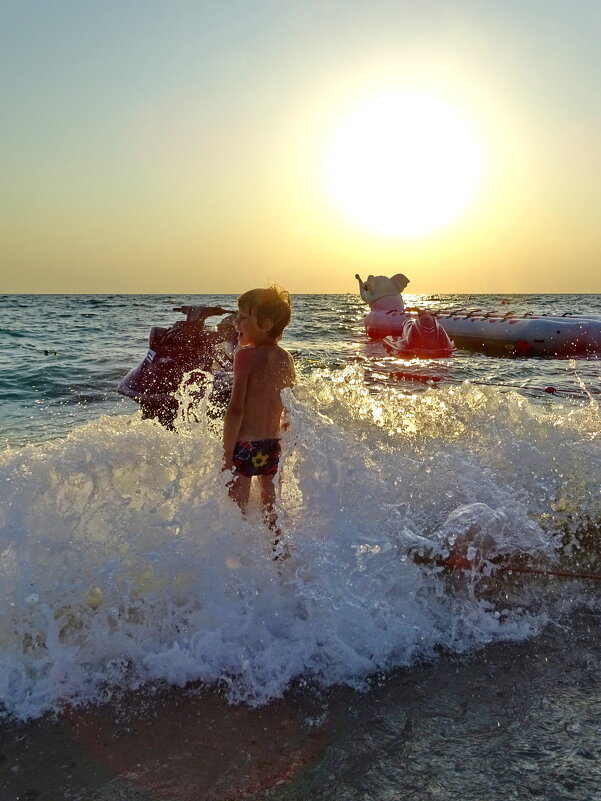 Морские забавы. - Павел Трунцев Морские забавы. - Павел Трунцев