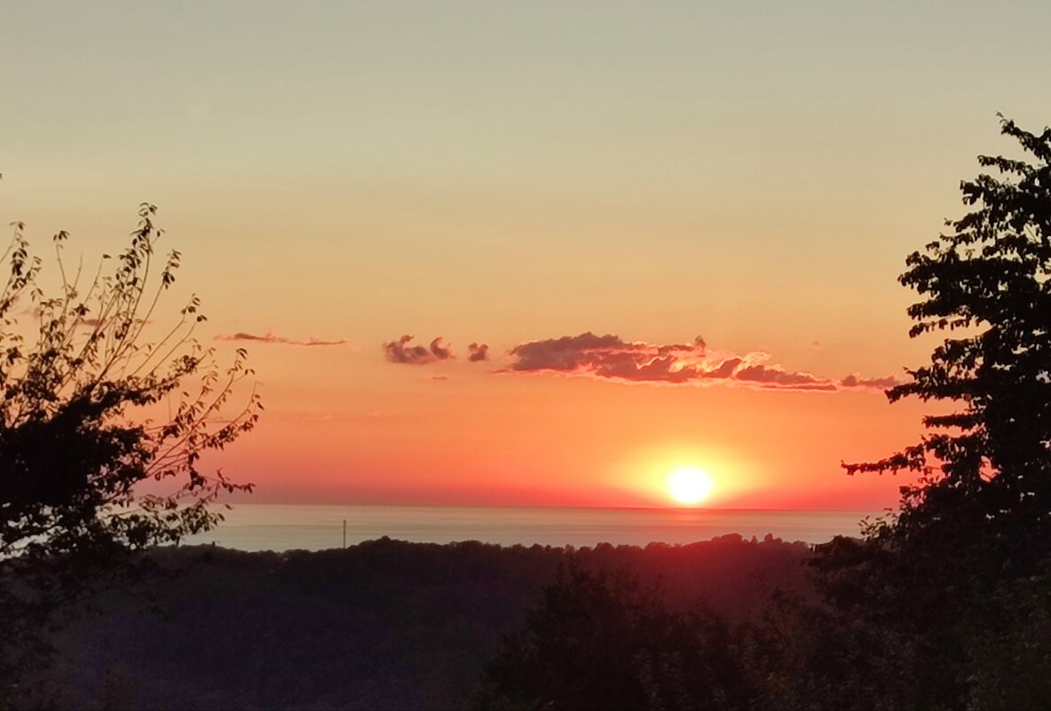 Сентябрьский закат над морем - Ирина 