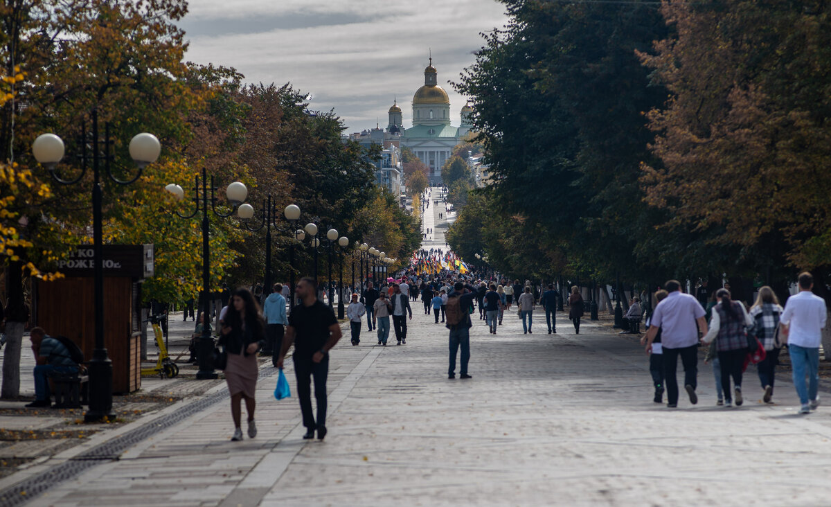 Главная улица - Владимир Иванович