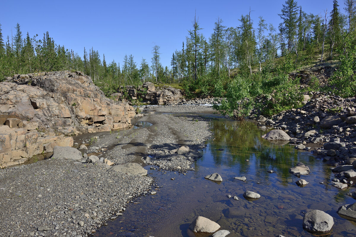 *** - Александр Хаецкий